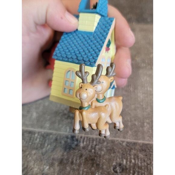 Matrix Industries 1992 house reindeer Santa ornament Xmas decor - Picture 4 of 7